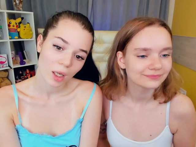 Zdjęcia KarenHeidi Hey guys❤️ Our name are Heidi and Kylie. Welcome in my room Full naked in Pvt❤️