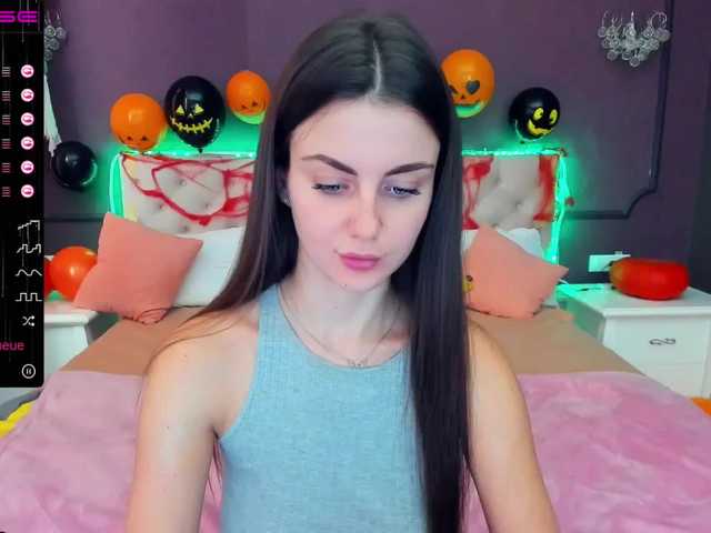 Zrzuty ekranu transmisji KarolinaFoxxx