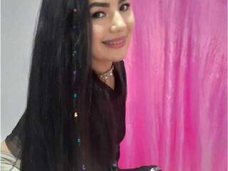 Erotyczny czat wideo KAROLINE-MILL