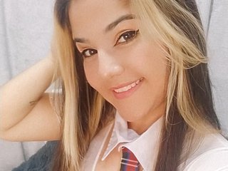 Erotyczny czat wideo Karoline-Vera