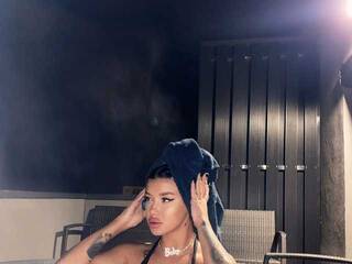 Erotyczny czat wideo kassykass