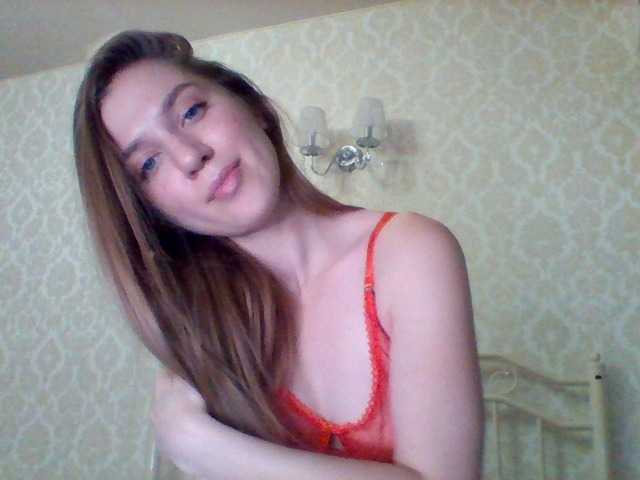 Zdjęcia KatDeLunna Hey guys!:) Goal- #Dance #hot #pvt #c2c #fetish #feet #roleplay Tip to add at friendlist and for requests!