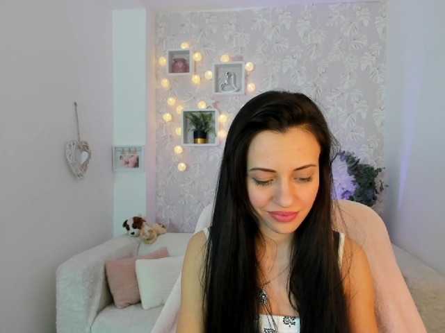 Zdjęcia KathyWhite Hi im #new #teen here ♥ #ass #tits #18 #pvt come here and play with me ♥