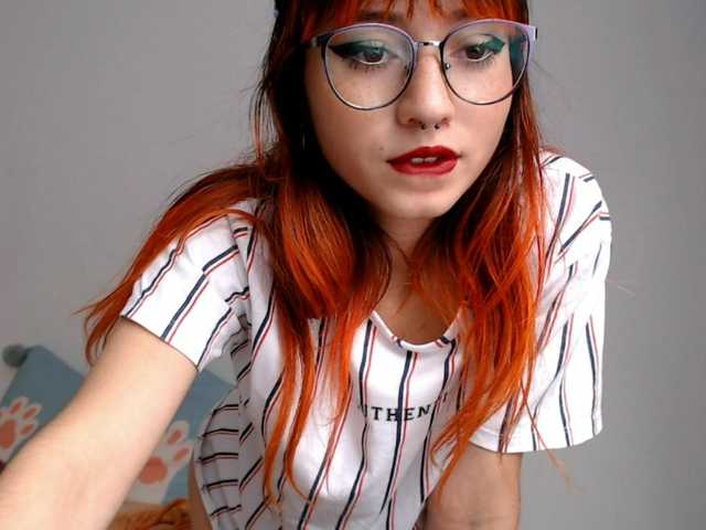 Zdjęcia katiepeach ❤️I'm the secretary you fuck with❤️