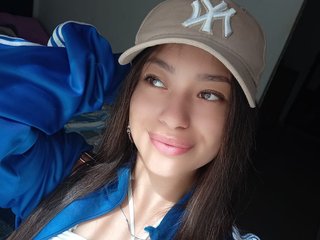 Erotyczny czat wideo Katrin-tay