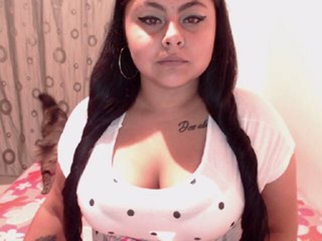 Zrzuty ekranu transmisji kattmoon