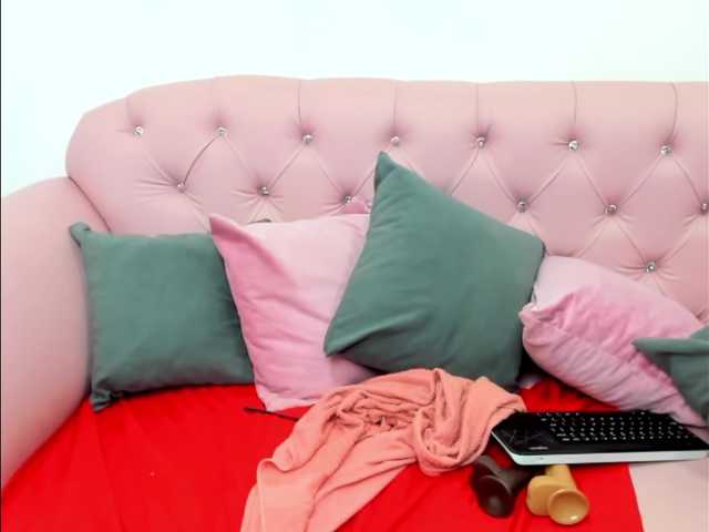 Zrzuty ekranu transmisji KattyWalters