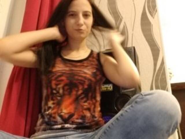 Zrzuty ekranu transmisji KatyaFist9