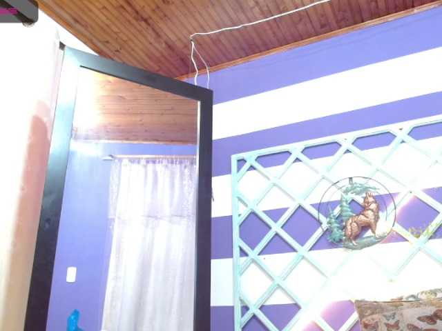 Zrzuty ekranu transmisji kellythomson