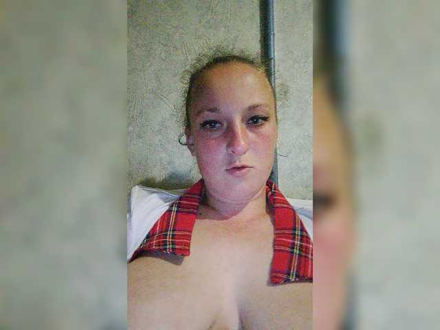 Zrzuty ekranu transmisji KellyXOn