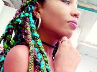 Erotyczny czat wideo KENDALL-SCOTT