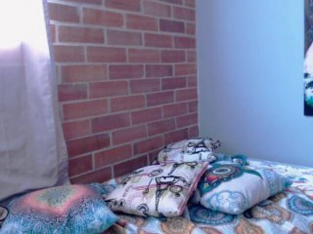 Zrzuty ekranu transmisji kendrasunder