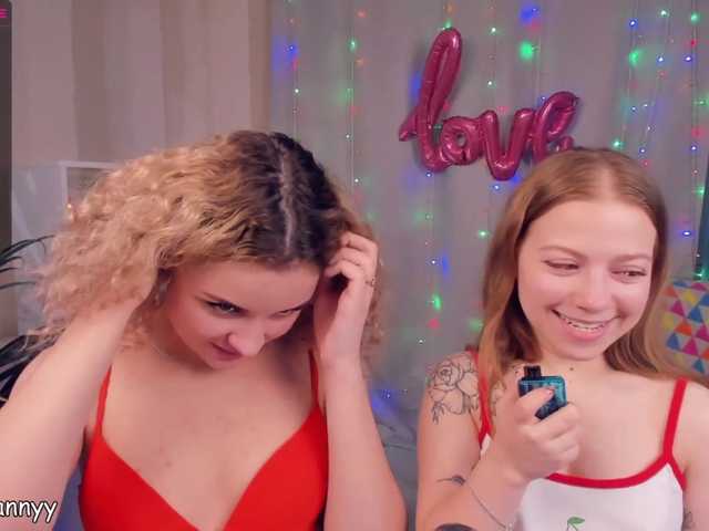 Zdjęcia KimberlyHoffm We are Anny(small girls) and Mary! Nude only in pvt) we new here