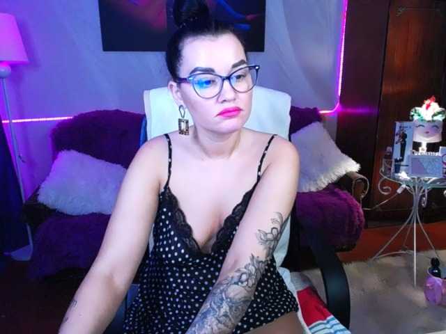 Zrzuty ekranu transmisji KimGarson