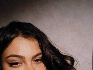 Erotyczny czat wideo KimWalkeer