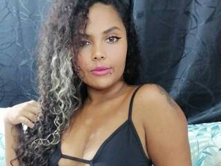 Erotyczny czat wideo Kinari-