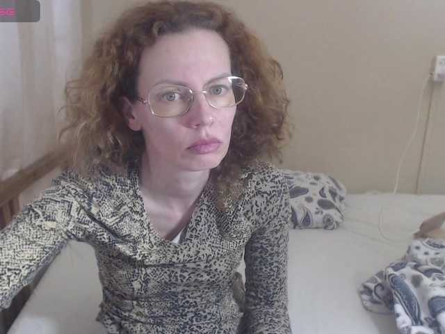 Zdjęcia KinkyPorno I am so glad to see you in my room! We could share with you some pics in messages!