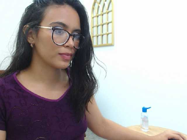 Zrzuty ekranu transmisji Kinroberts