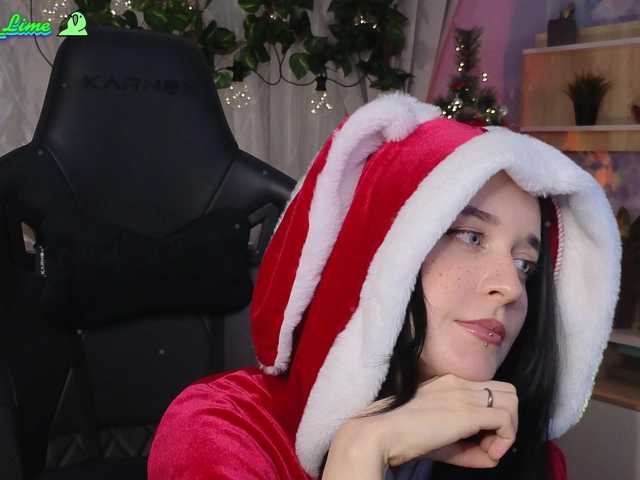 Zrzuty ekranu transmisji Kira_Li_Lime