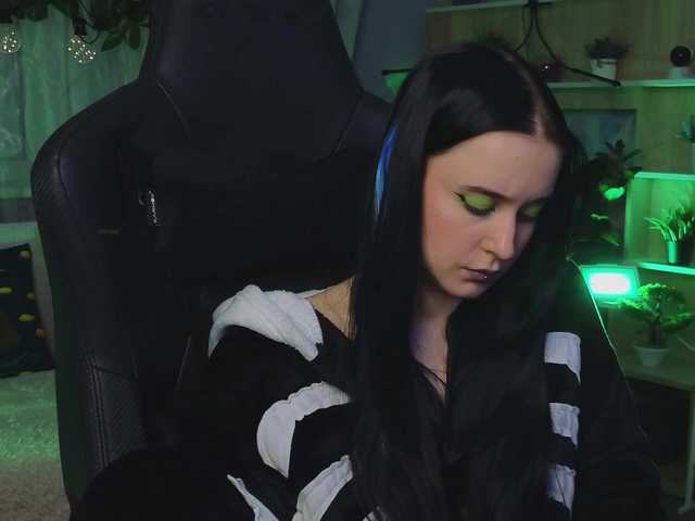Zrzuty ekranu transmisji Kira_Li_Lime