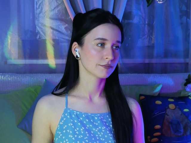 Zrzuty ekranu transmisji Kira_Li_Lime