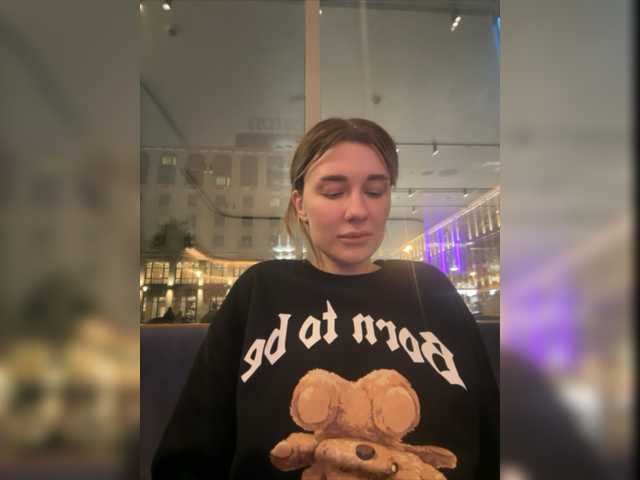 Zrzuty ekranu transmisji kiralove_