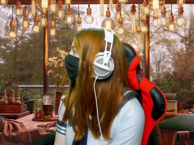 Zrzuty ekranu transmisji Kittid