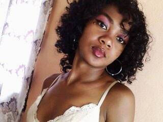 Erotyczny czat wideo kitty-bombe