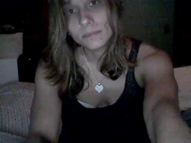 Zrzuty ekranu transmisji Kittyb2Daddy