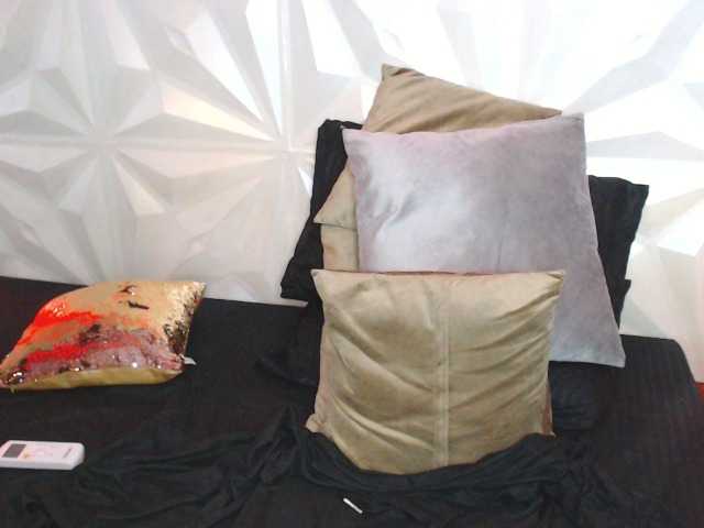 Zrzuty ekranu transmisji kitty94