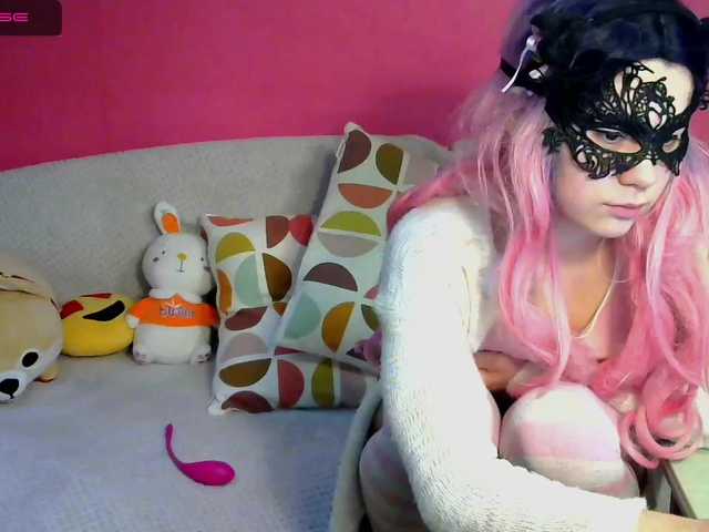 Zrzuty ekranu transmisji KittyCatChan