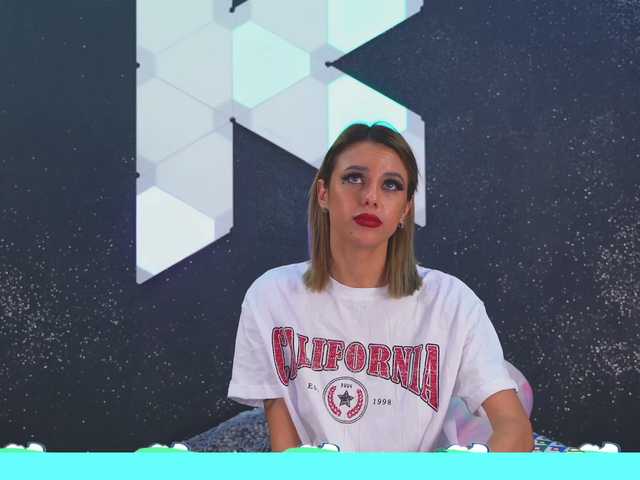 Zrzuty ekranu transmisji Kittygy
