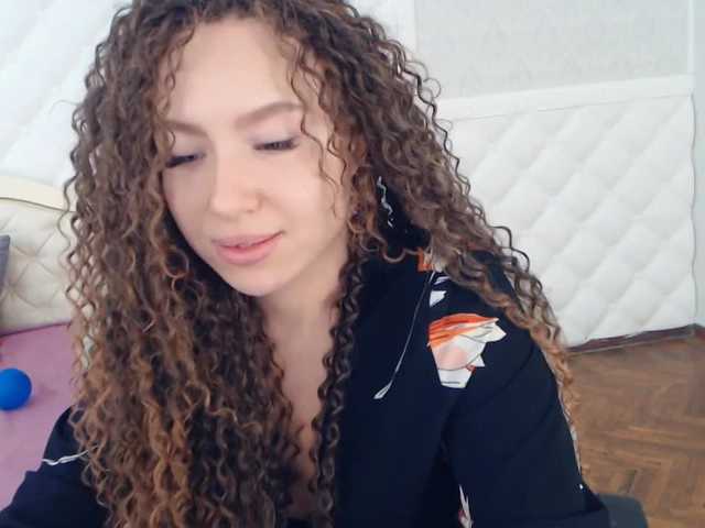 Zrzuty ekranu transmisji KittyJoyy