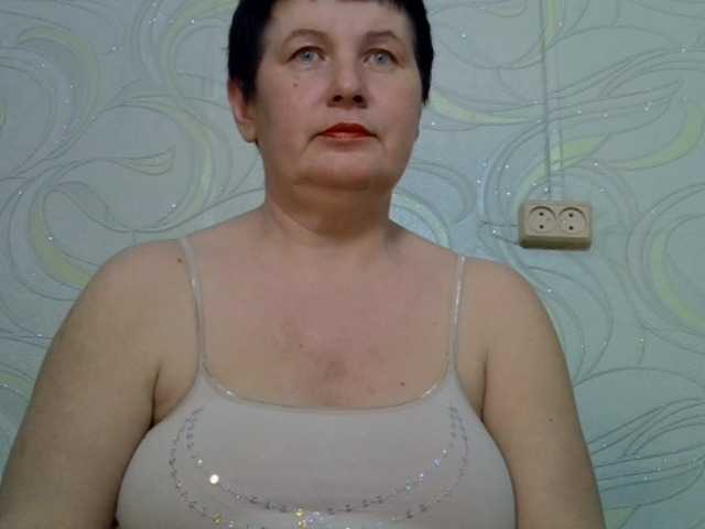 Zrzuty ekranu transmisji NicoleOlla