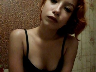 Zdjęcia KoshechkaMila Hey! Use my first toys. For dildo show 1000