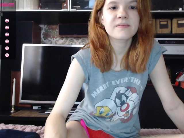 Zdjęcia Kriss_Kiss 1000 tokens Fuck yourself with a dildo , it will be nice if they congratulate me) , 16 tokens already collected, left 984 tokens