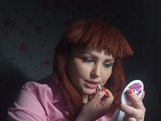 Zrzuty ekranu transmisji kristibeaut