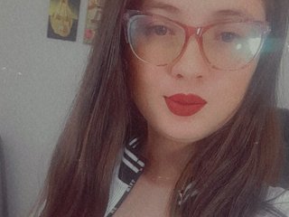 Erotyczny czat wideo KrystalAdams