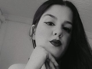 Erotyczny czat wideo Kyannasweet