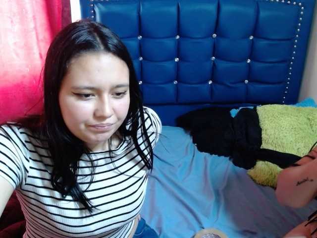 Zdjęcia kylieandkenda 2000 tokens and 15 days of free show