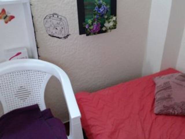 Zrzuty ekranu transmisji KylieDaniiels