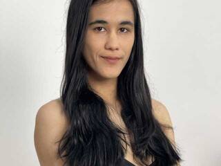 Erotyczny czat wideo KyraLee