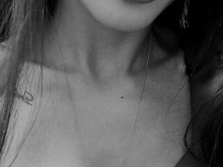 Erotyczny czat wideo Lady-by-billion