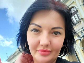 Erotyczny czat wideo LadyBoomWild