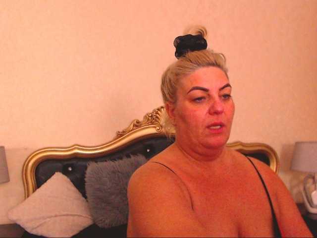 Zrzuty ekranu transmisji LadyMelanieBBW