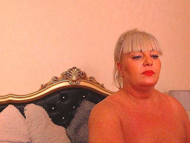 Zrzuty ekranu transmisji LadyMelanieBBW