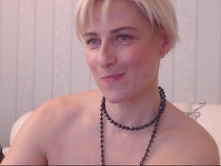 Zdjęcia LadyyMurena Hello guys!Show tits here for 30 tok,hairy pink pussy for 50,all naked -90,hot show in pvt or in group or in pvt