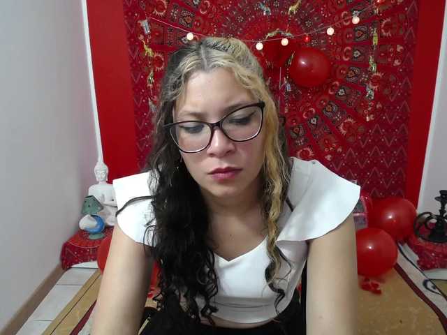 Zrzuty ekranu transmisji lana-aniston