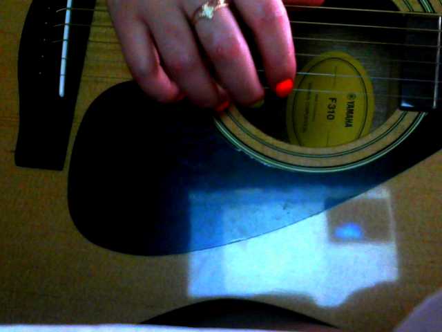 Zrzuty ekranu transmisji t_w_i_n_k_l_e