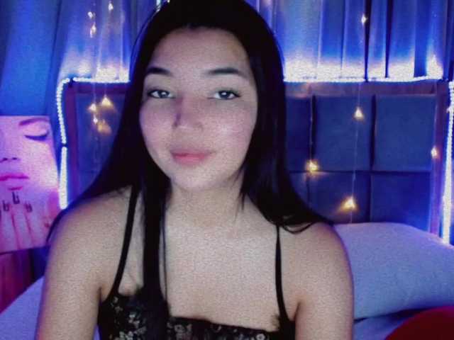 Zdjęcia Lara1Taiber Funny and sexy girl want to play with you